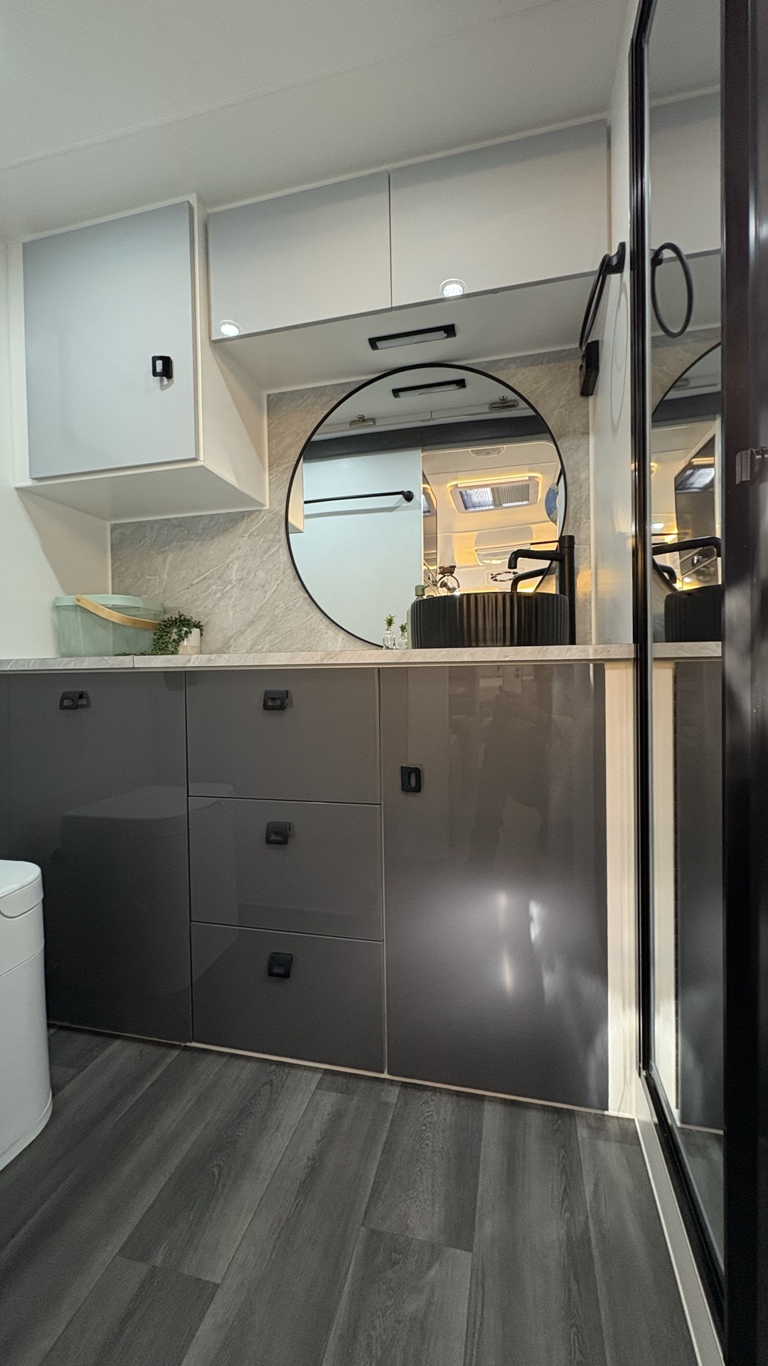 Wild Drifter 20.6 Interior Detail